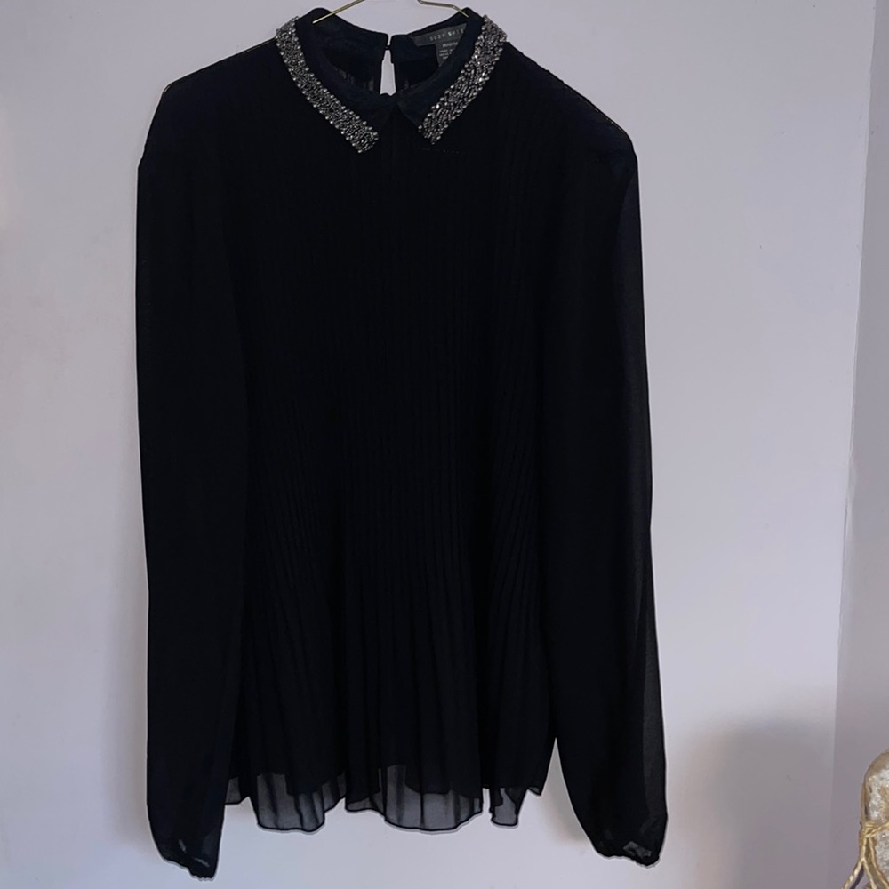 SUZY SHIER - Black pleated blouse